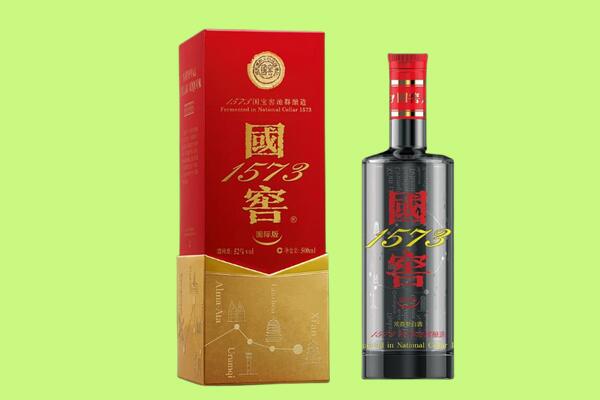 抚顺市回收国窖1573.jpg